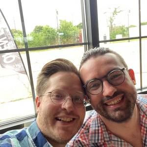 Meet your Posher, Aaron